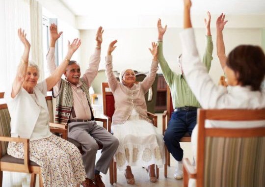 Exercícios matinais para idosos