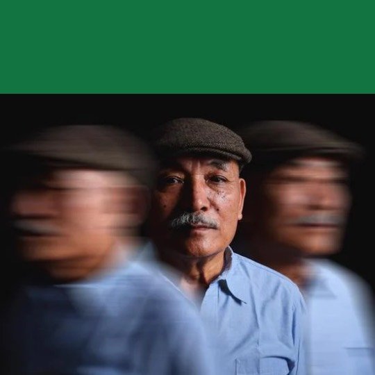 Imagem de idoso em três posições de rosto diferentes